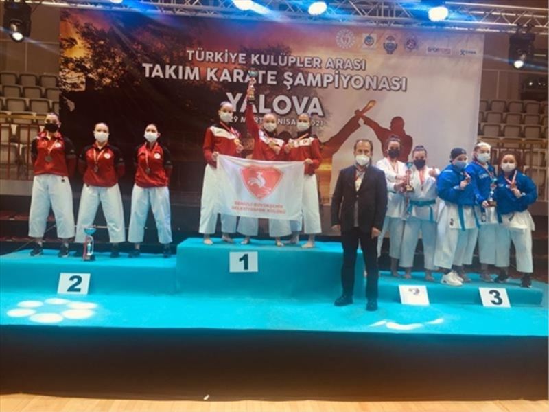 Gaziosmanpaşalı Karateciler, Türkiye Kulüpler Şampiyonası´ndan 4 Kupayla Döndü